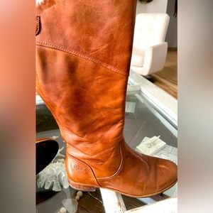 UGG Australia  “Annabelle” Riding Boot Sz9
